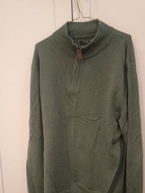 Men's Quarter-Zip Sweater in Olive Green